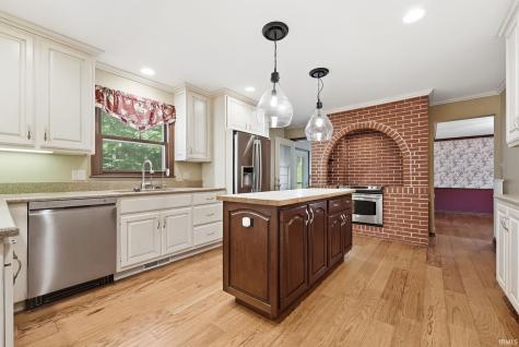 10727 Country Wood Trail Fort Wayne IN 46845