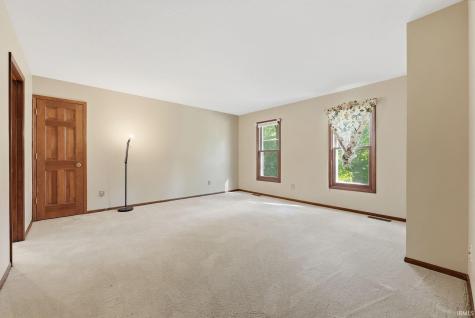10727 Country Wood Trail Fort Wayne IN 46845
