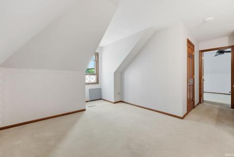 10727 Country Wood Trail Fort Wayne IN 46845