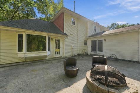 10727 Country Wood Trail Fort Wayne IN 46845