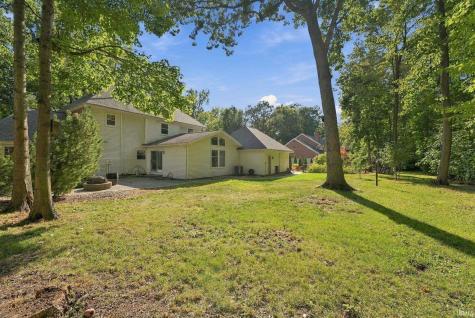 10727 Country Wood Trail Fort Wayne IN 46845