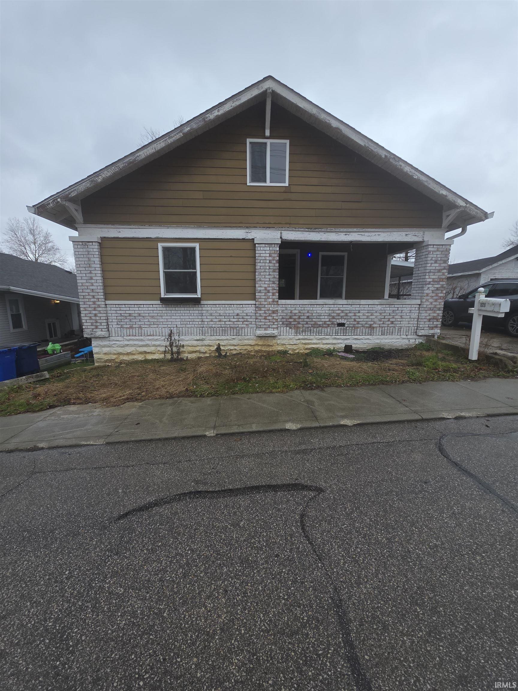 1028 R Street Bedford IN 47421