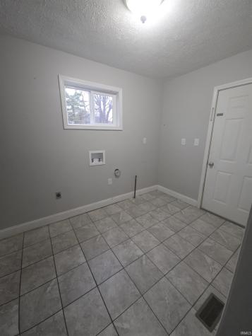 1028 R Street Bedford IN 47421