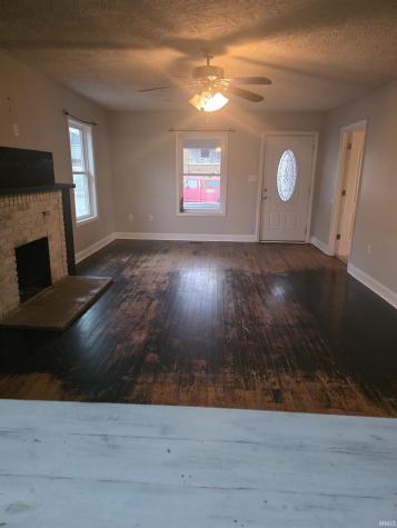 1028 R Street Bedford IN 47421