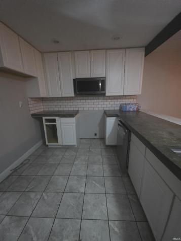1028 R Street Bedford IN 47421