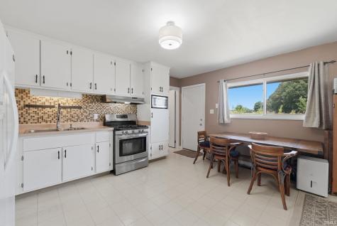 6929 Plumtree Court Fort Wayne IN 46825
