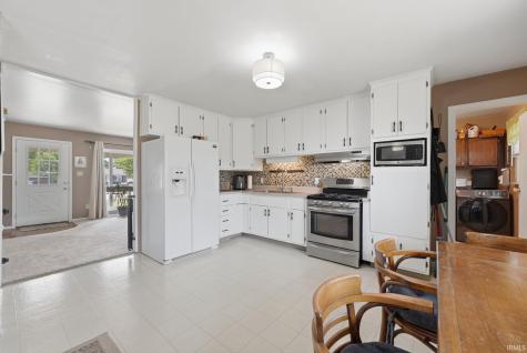 6929 Plumtree Court Fort Wayne IN 46825