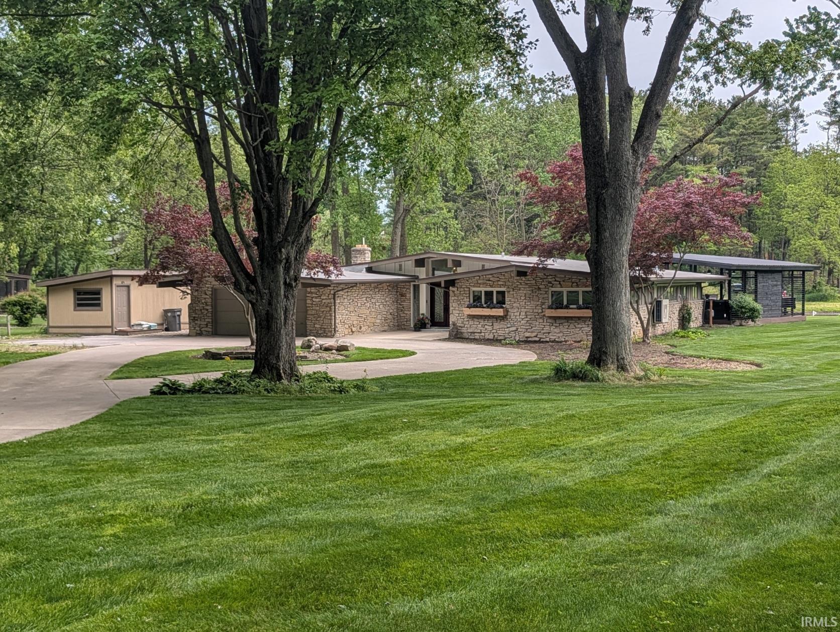 51902 Meadow Creek Drive Elkhart IN 46514
