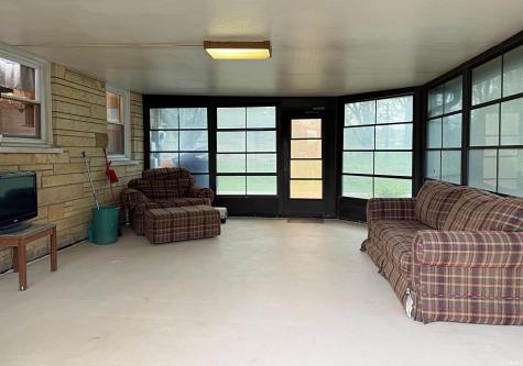 626 E Elnora Street Odon IN 47562