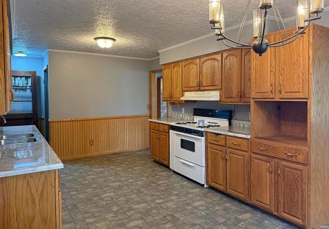 626 E Elnora Street Odon IN 47562