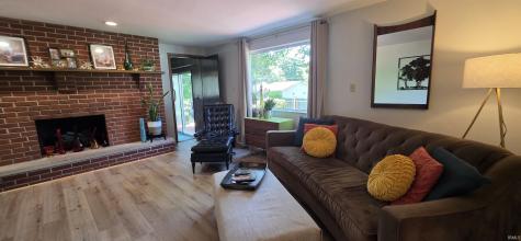 2133 Beechmont Drive Fort Wayne IN 46825