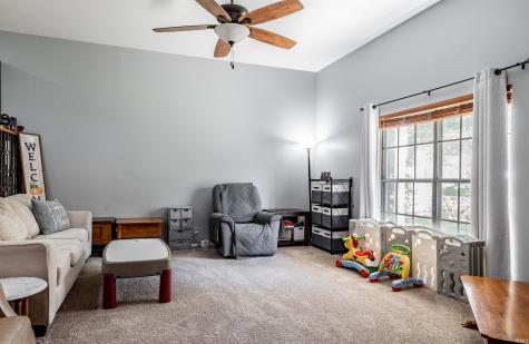 3604 Debbie Lane Evansville IN 47711