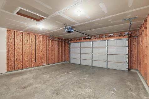 2504 Grand Canyon Corridor Fort Wayne IN 46808