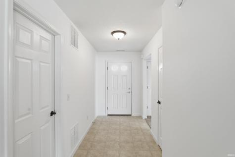 2504 Grand Canyon Corridor Fort Wayne IN 46808