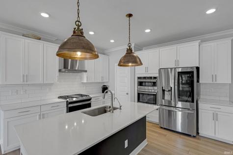 5216 Bayberry Court Whitestown IN 46075