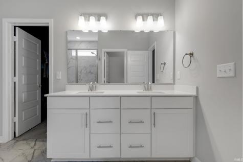 5216 Bayberry Court Whitestown IN 46075
