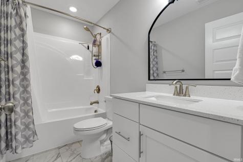 5216 Bayberry Court Whitestown IN 46075