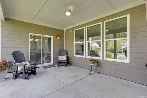 5216 Bayberry Court Whitestown IN 46075