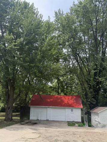 2731 Pleasant Plain Avenue Elkhart IN 46517