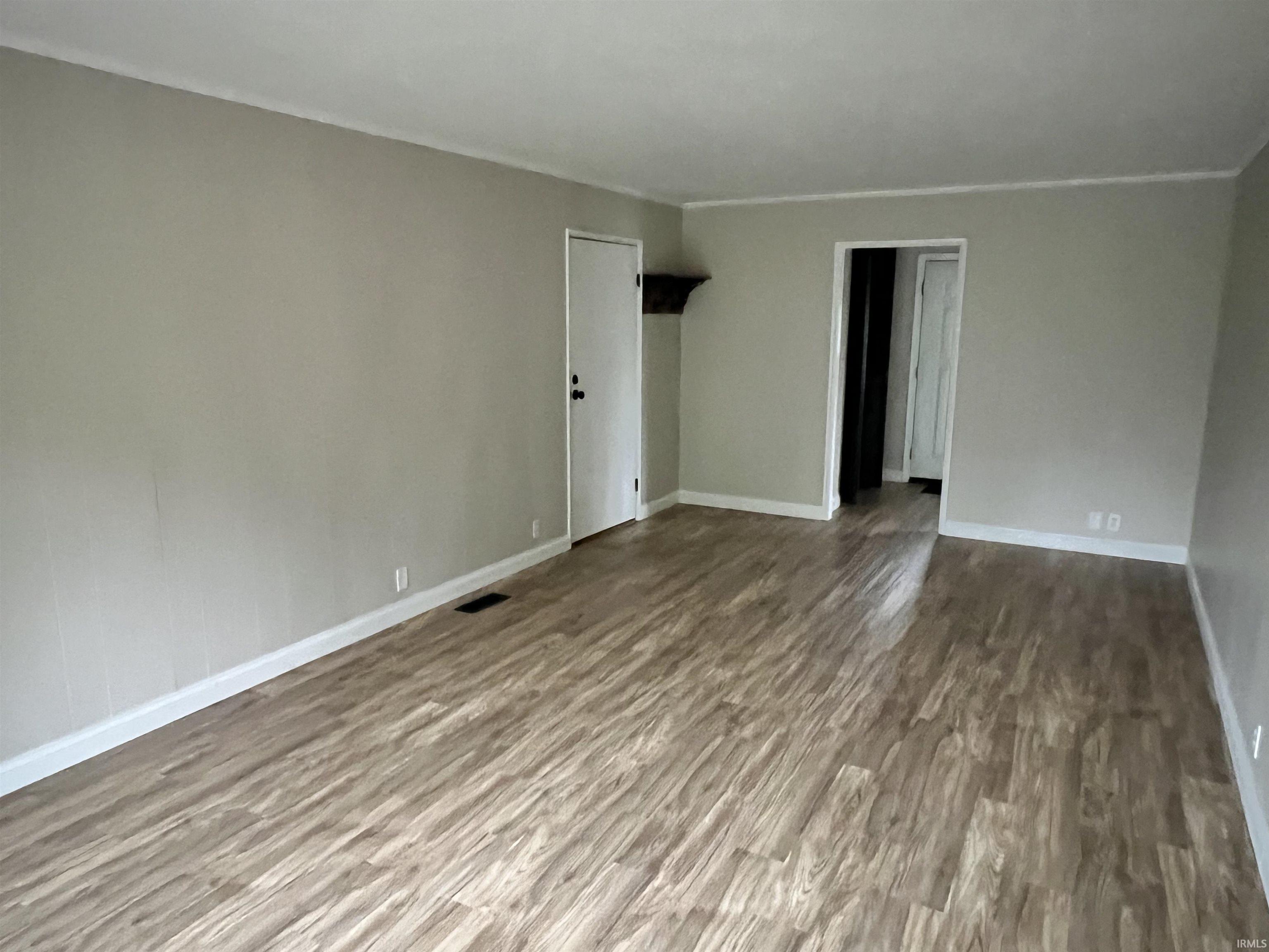 1935 Trent Way South Bend IN 46614