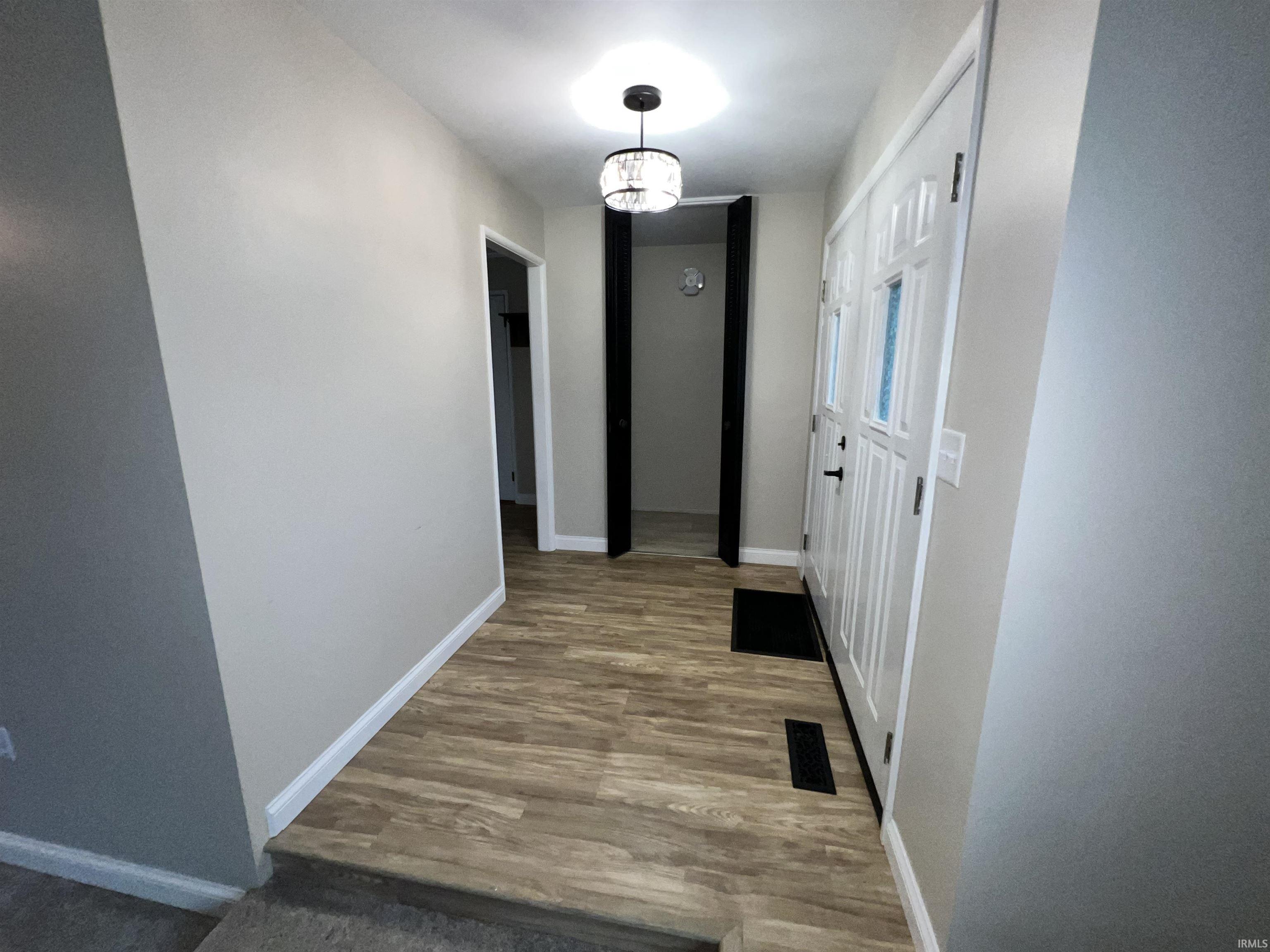 1935 Trent Way South Bend IN 46614