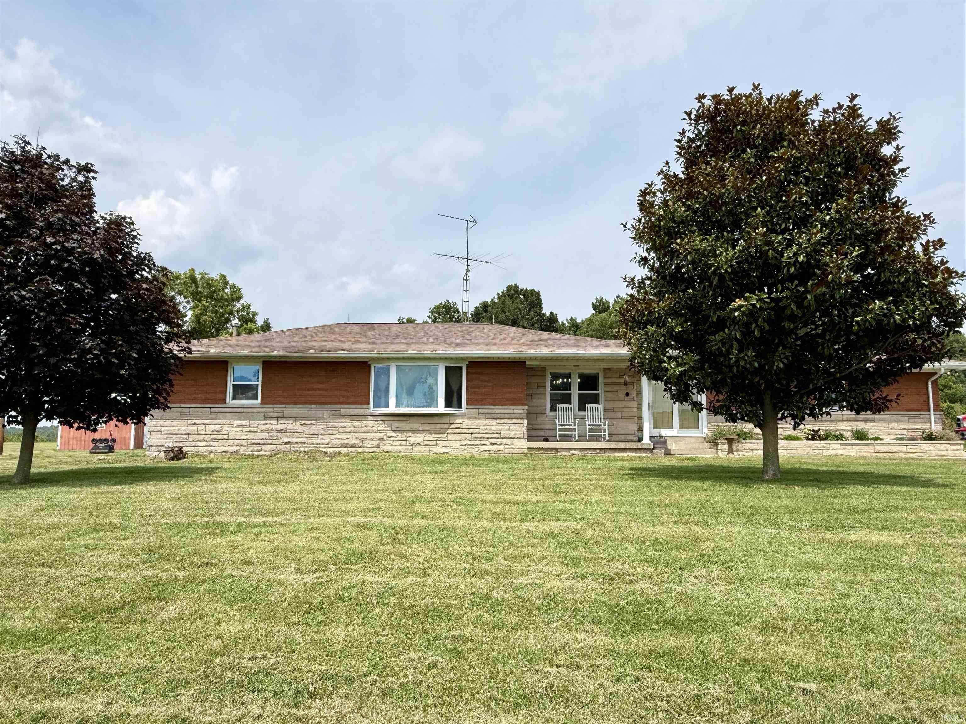 8842 S 450 E Road Ferdinand IN 47532