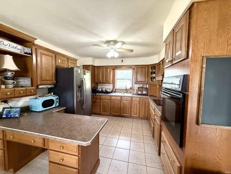 8842 S 450 E Road Ferdinand IN 47532