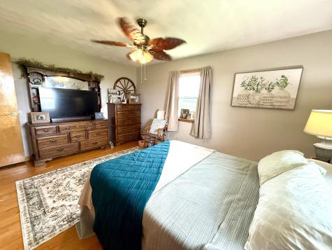 8842 S 450 E Road Ferdinand IN 47532
