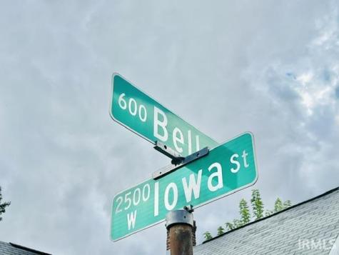 601 Bell Avenue Evansville IN 47712