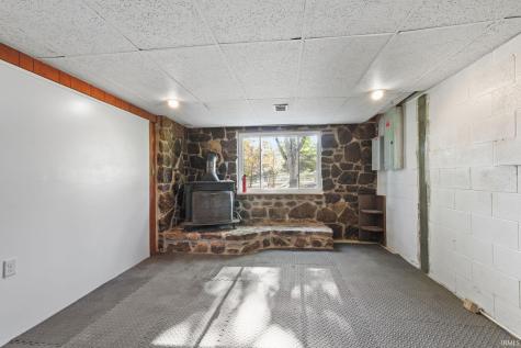 8791 W Kirksville Road Bloomington IN 47403