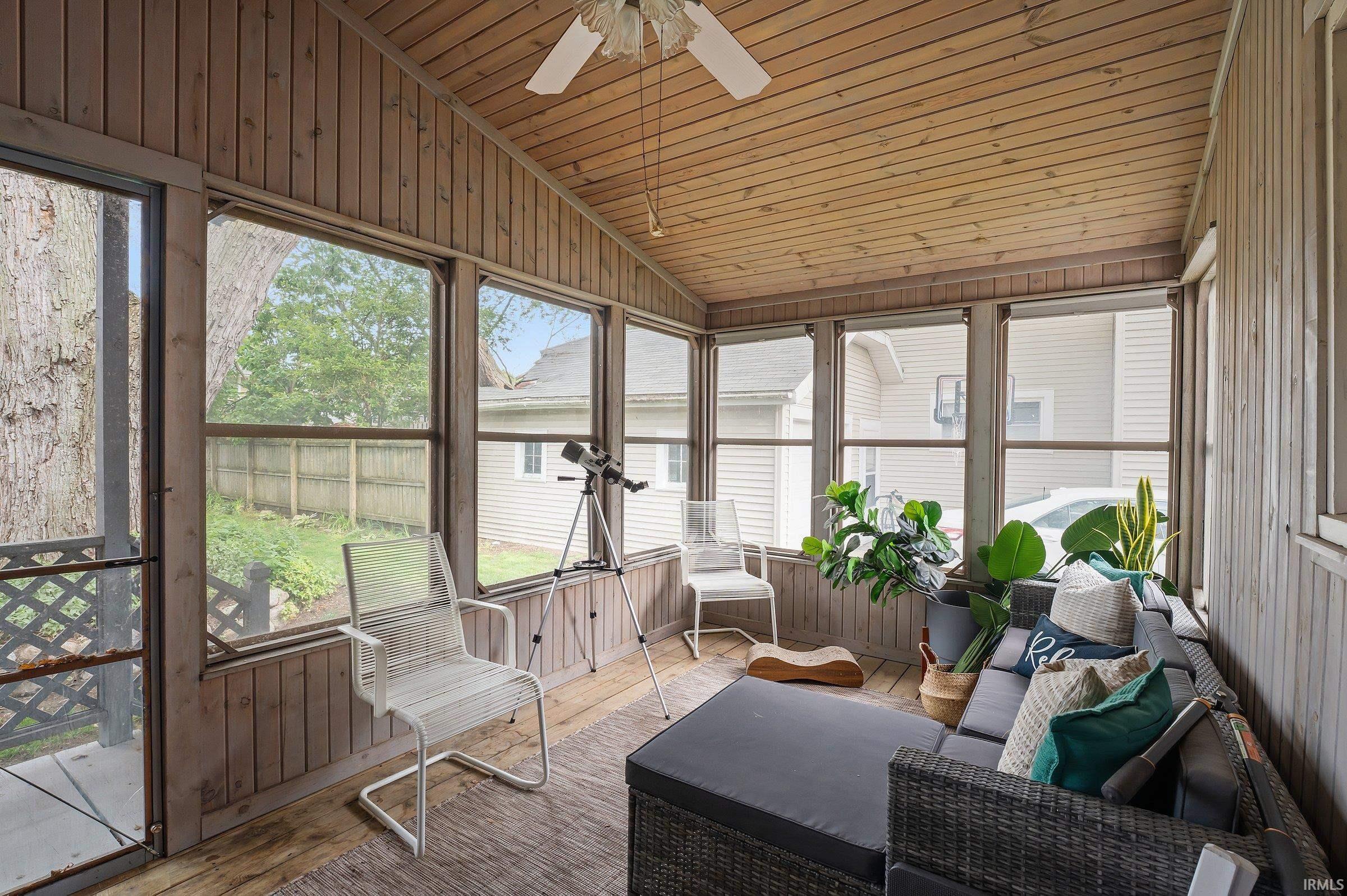 162 Manor Avenue Elkhart IN 46516