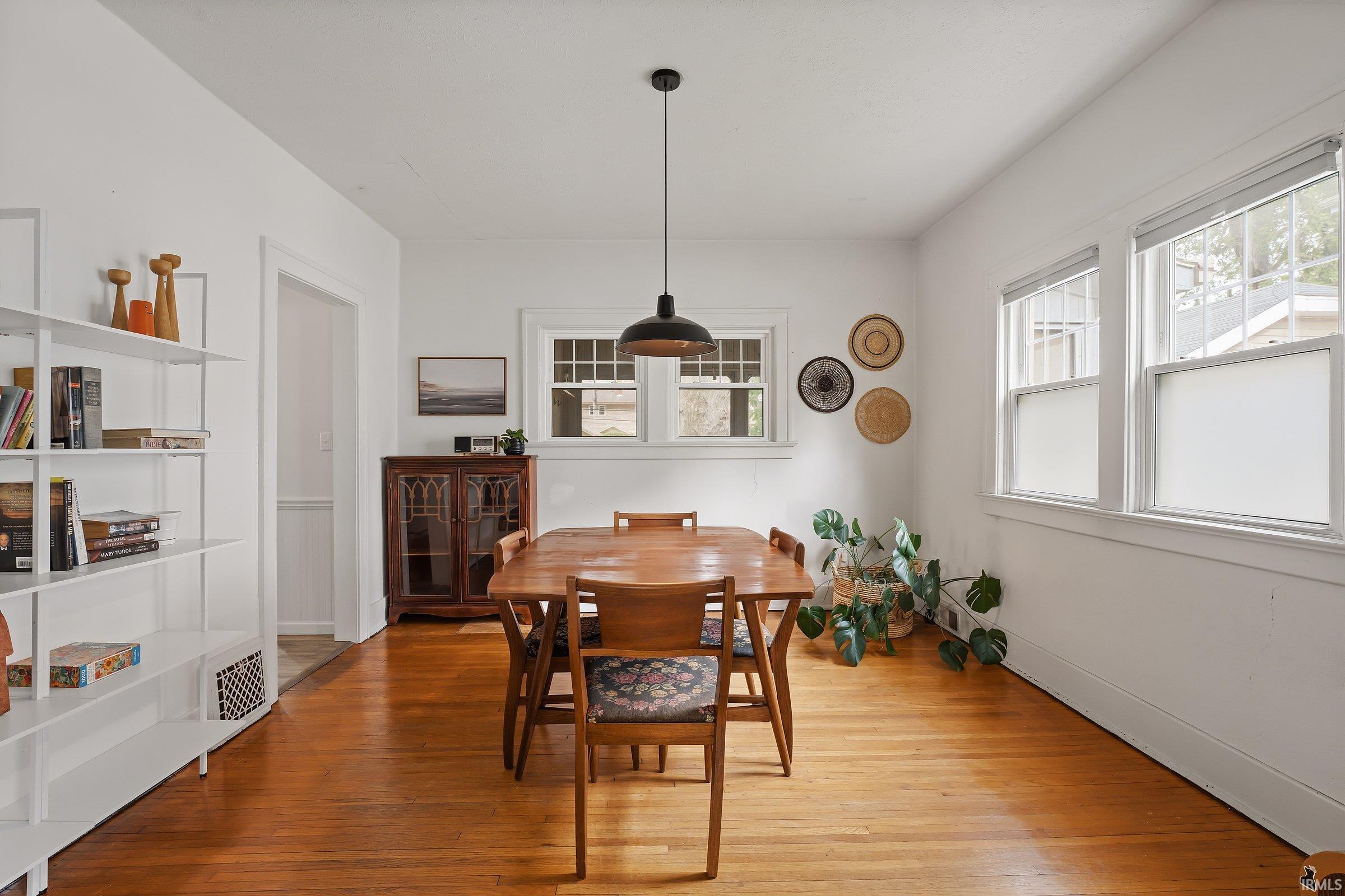 162 Manor Avenue Elkhart IN 46516
