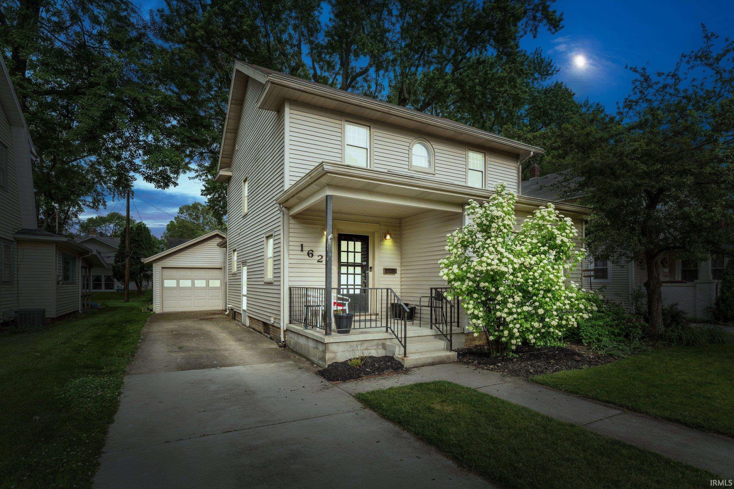 162 Manor Avenue Elkhart IN 46516