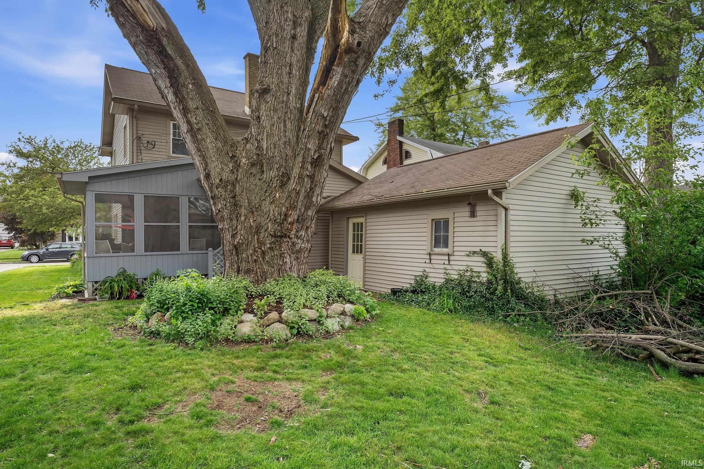162 Manor Avenue Elkhart IN 46516