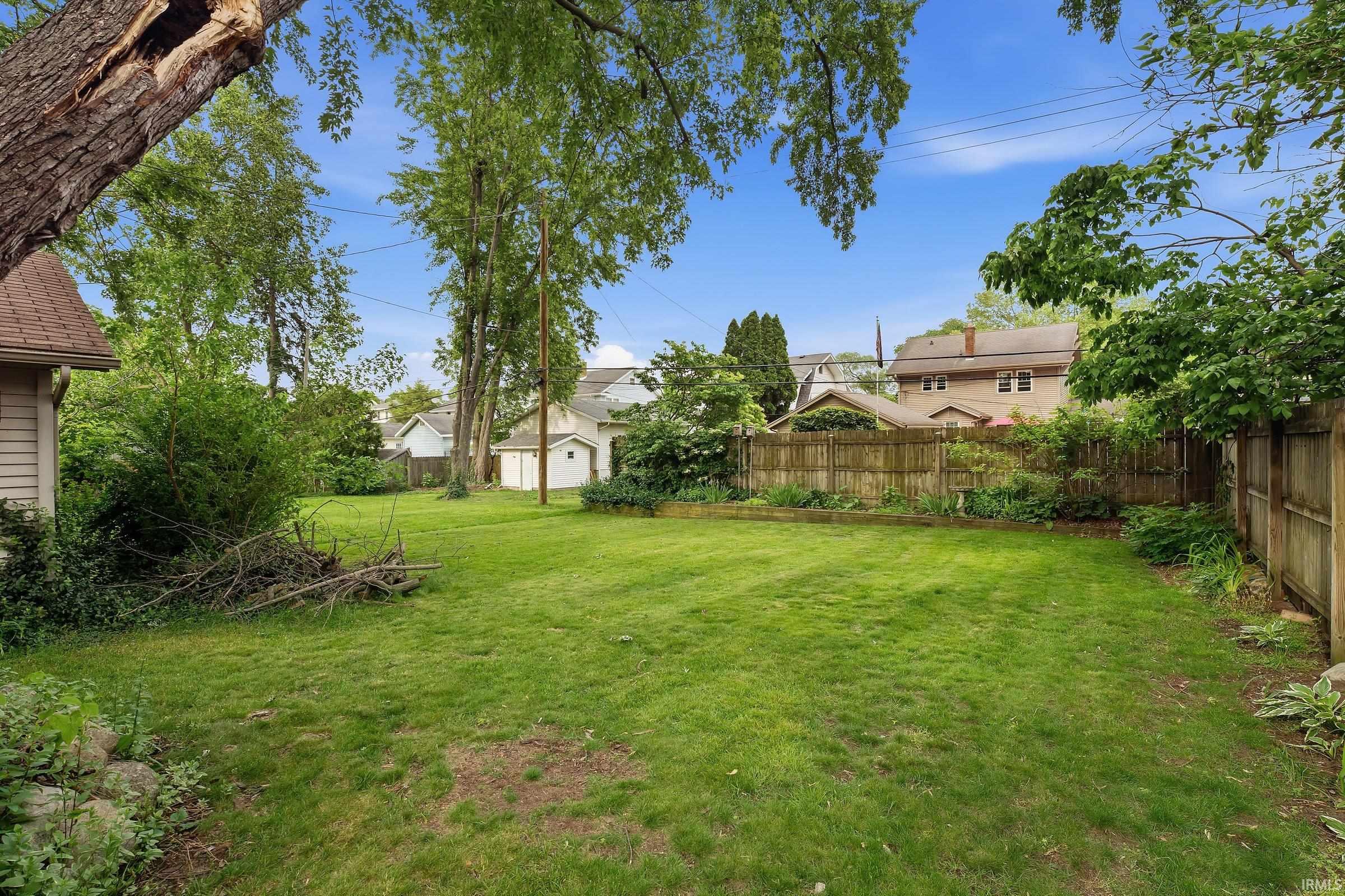 162 Manor Avenue Elkhart IN 46516