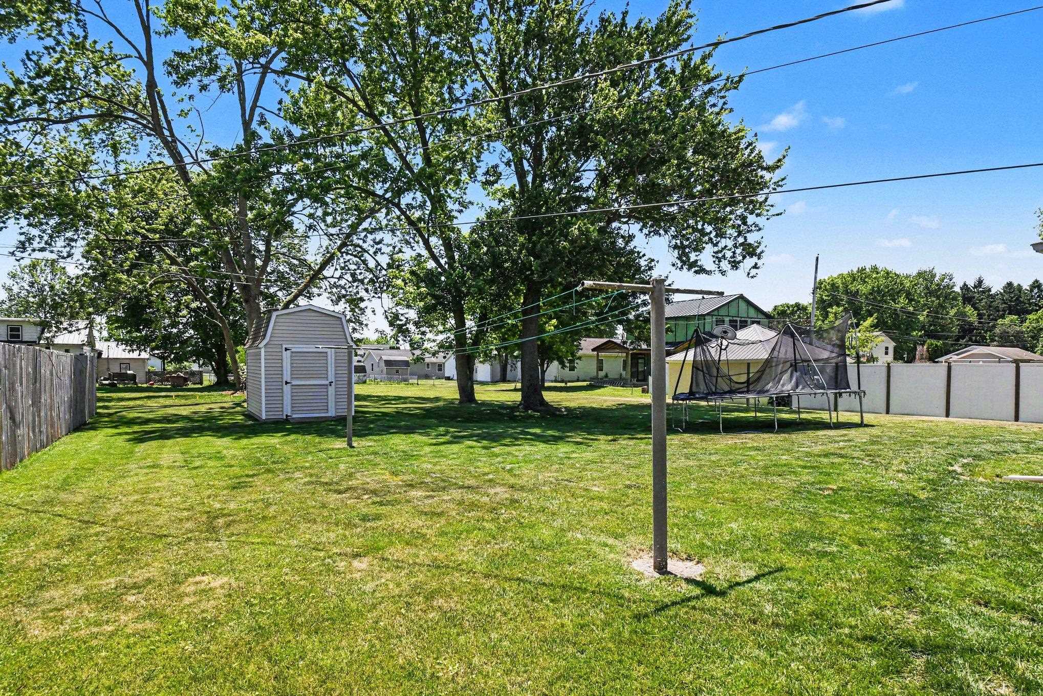 305 W Indiana Avenue Nappanee IN 46550