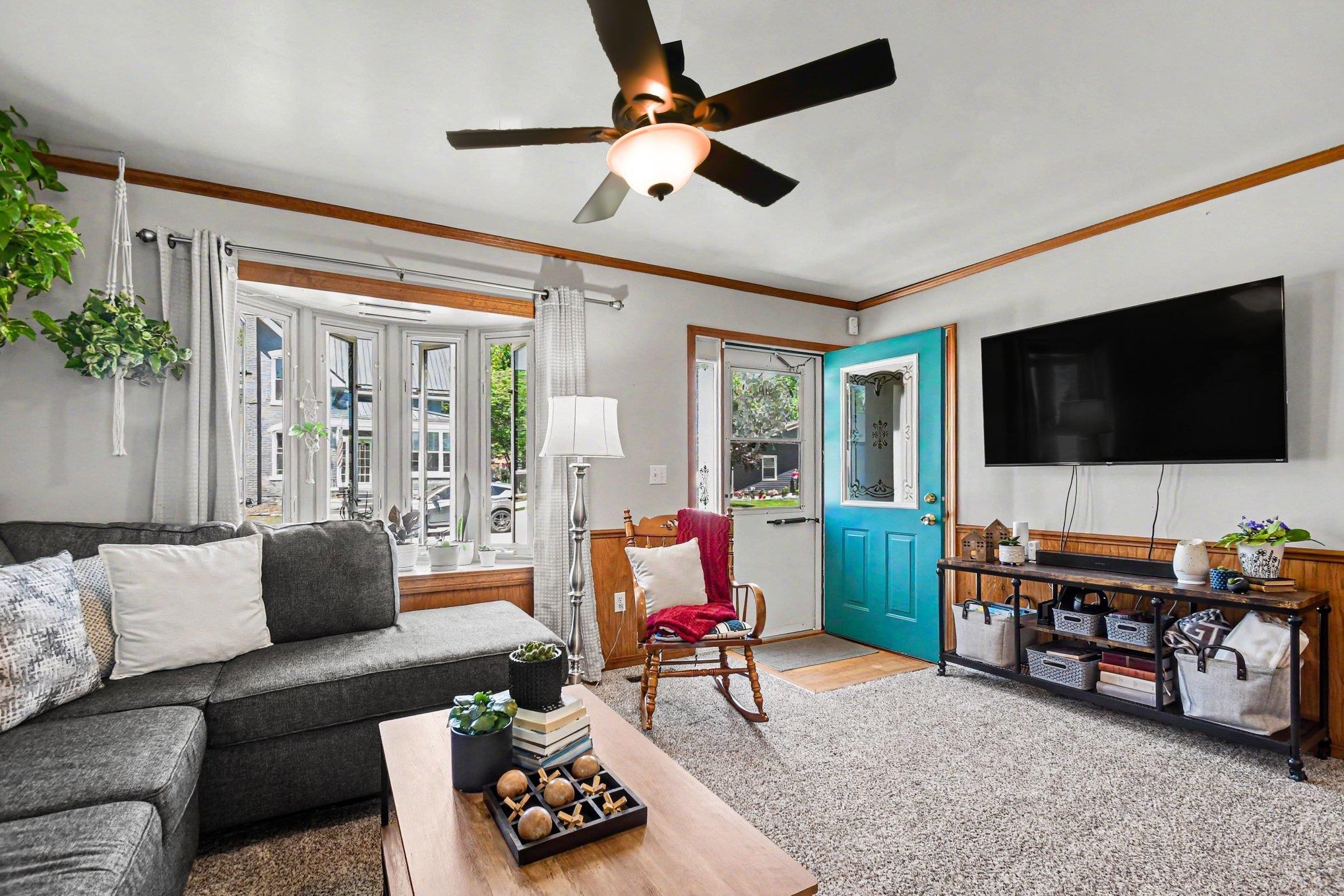 305 W Indiana Avenue Nappanee IN 46550