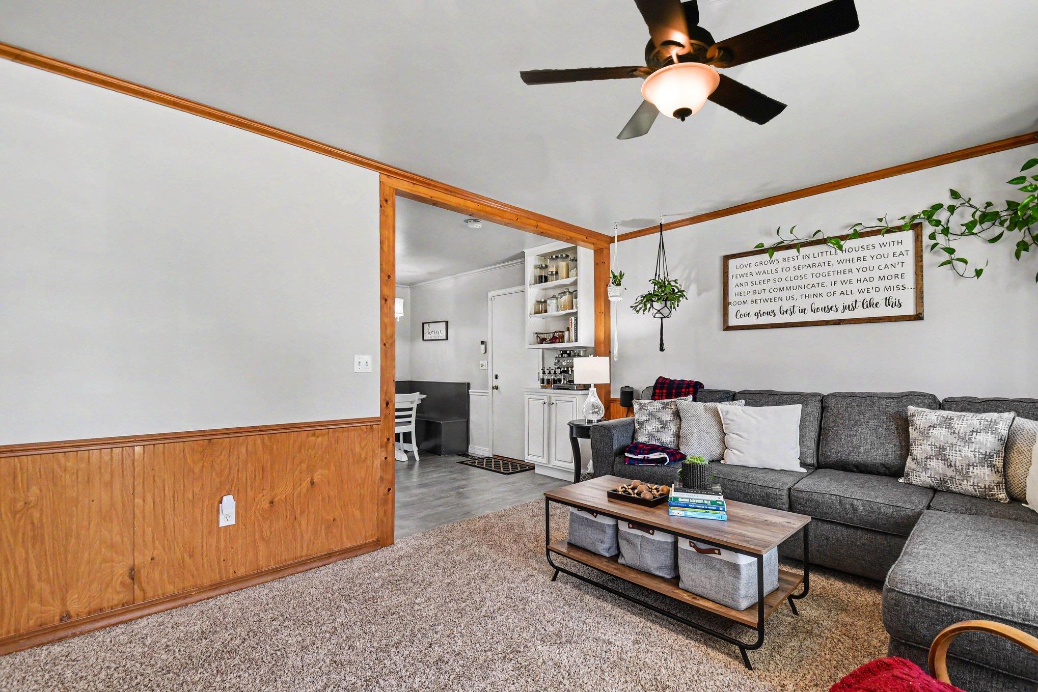 305 W Indiana Avenue Nappanee IN 46550