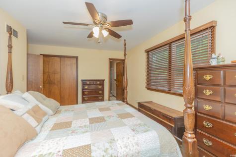 615 Crestmont Drive Evansville IN 47712