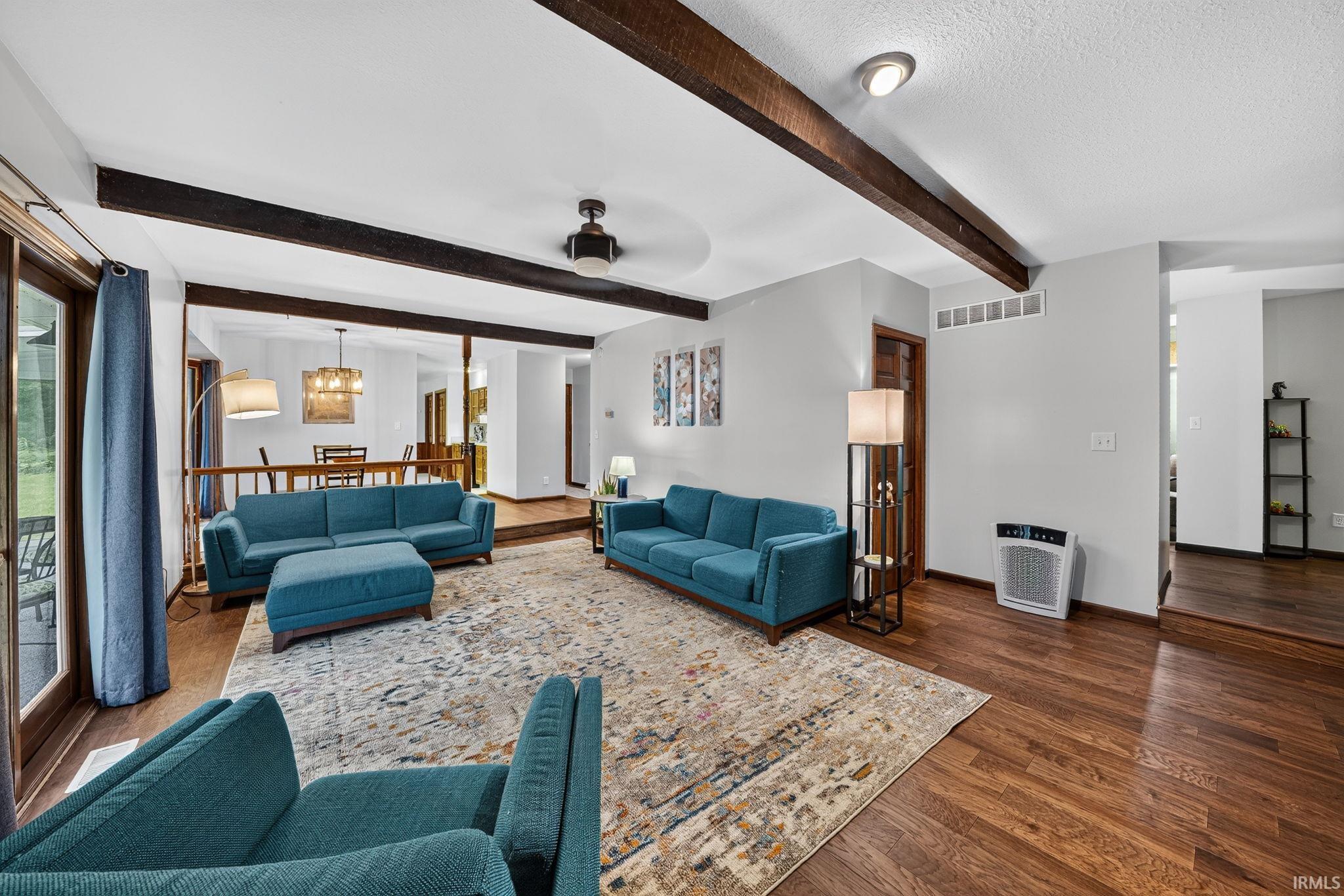 51877 N Shoreham Court South Bend IN 46637