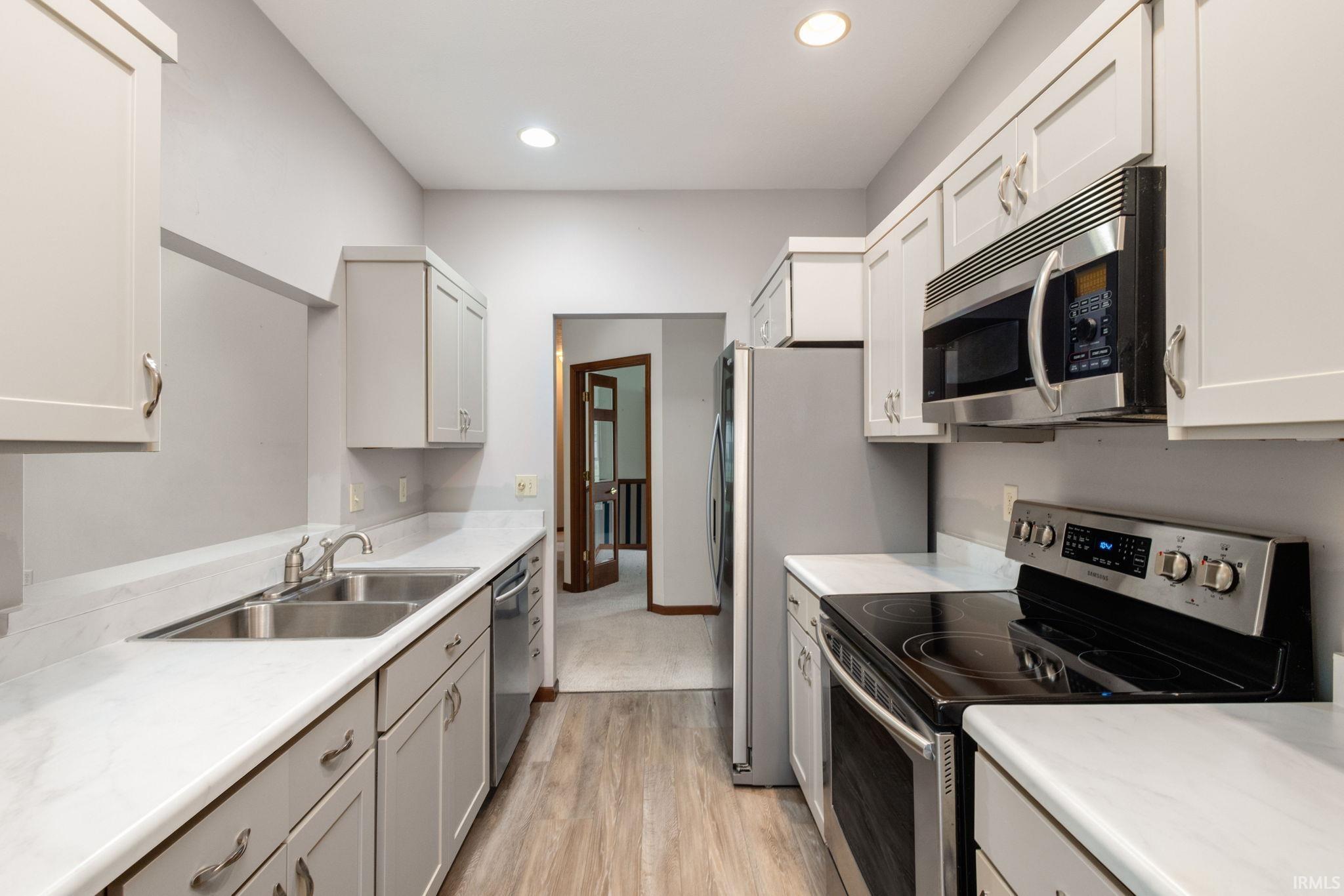 2216 Woodland Court Elkhart IN 46514