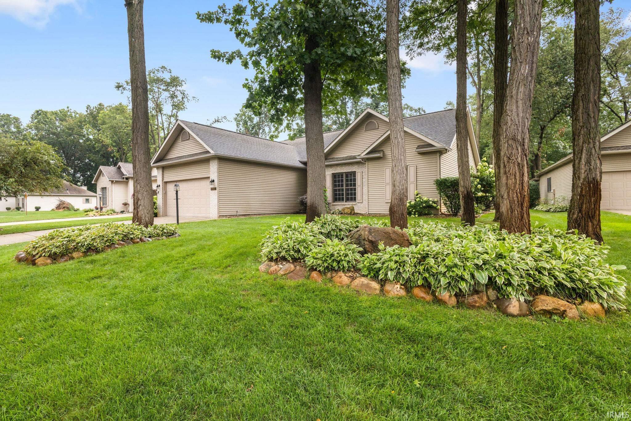 2216 Woodland Court Elkhart IN 46514