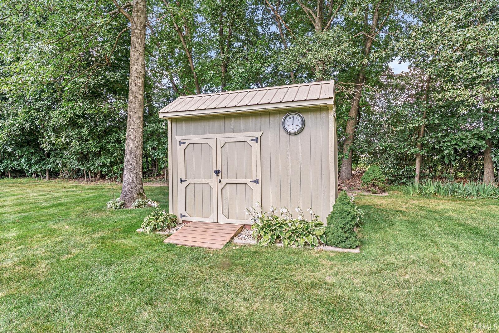 53143 Trinity Court Elkhart IN 46514