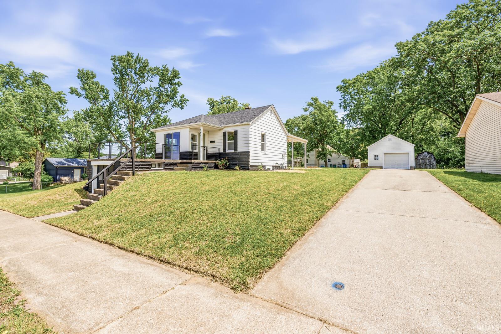 664 N Oakland Street Mishawaka IN 46544