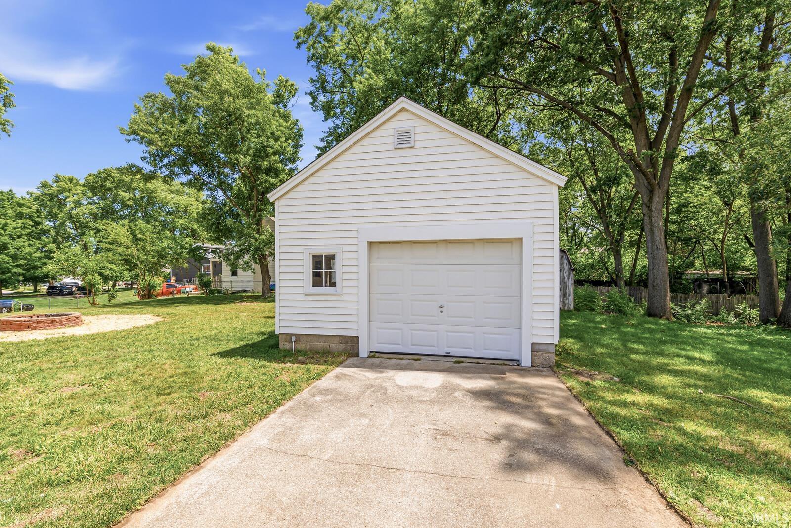 664 N Oakland Street Mishawaka IN 46544