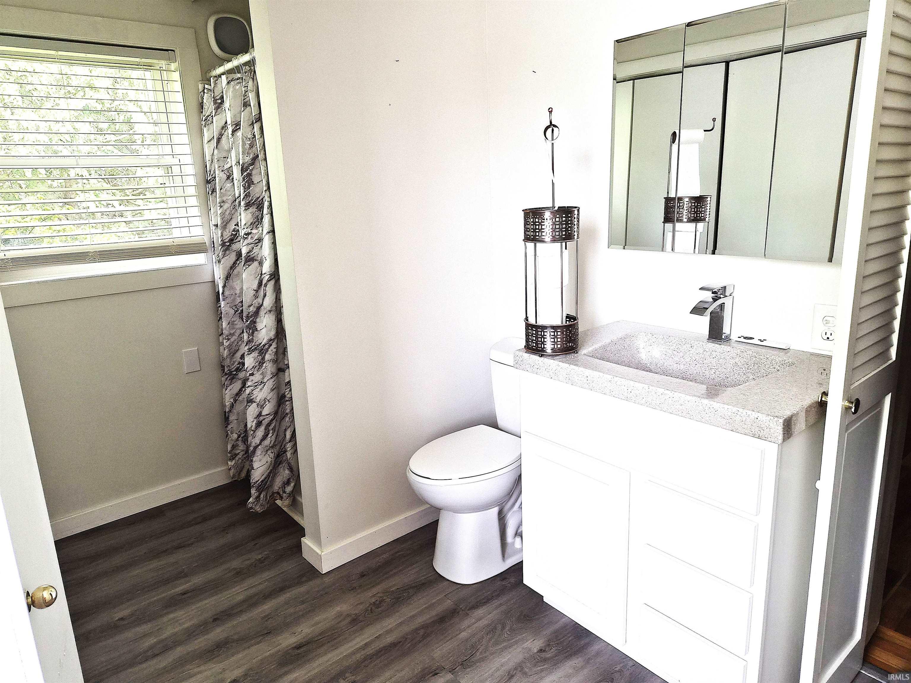 1004 E Woodside Street South Bend IN 46614