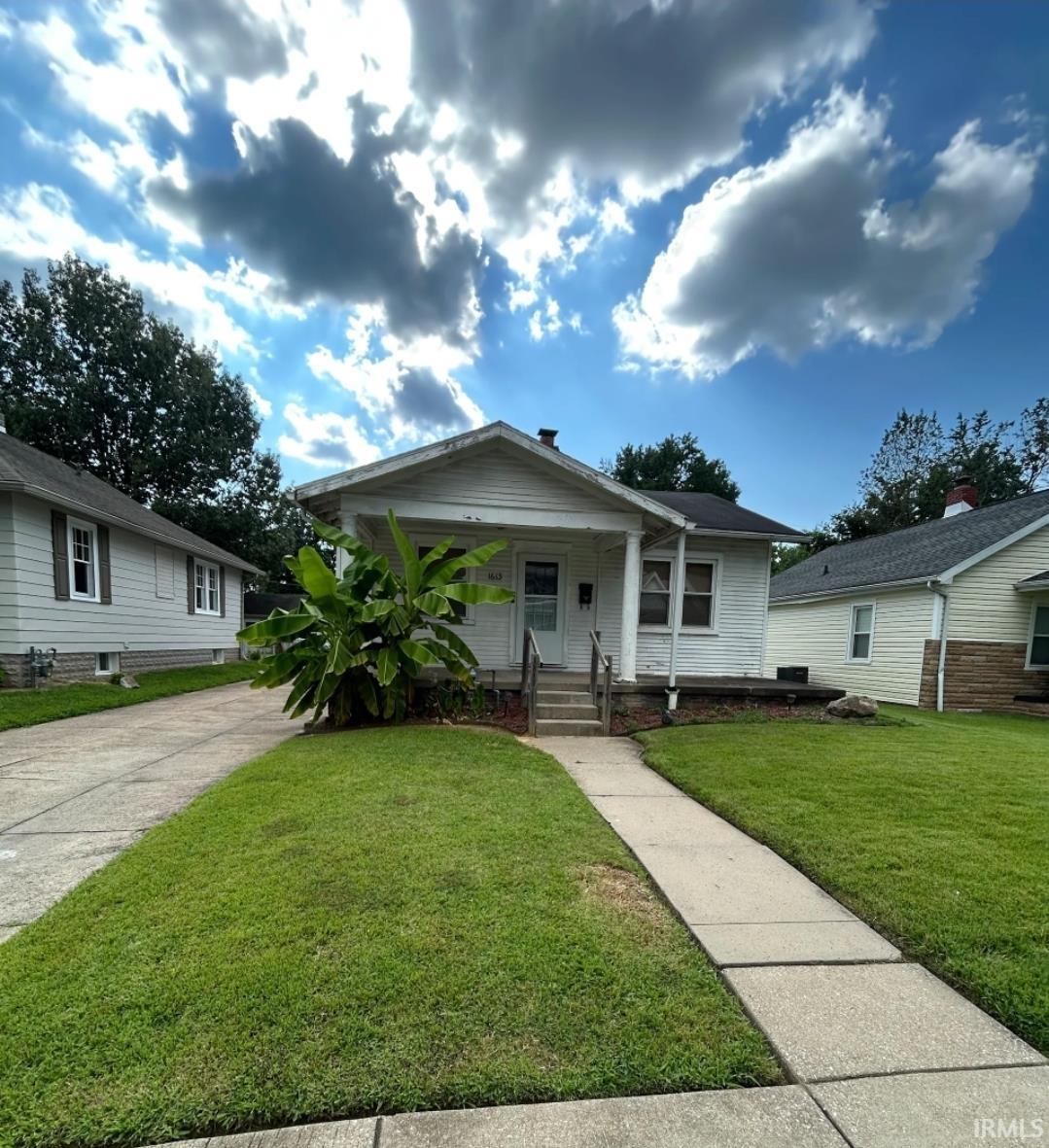 1613 S Fares Avenue Evansville IN 47714