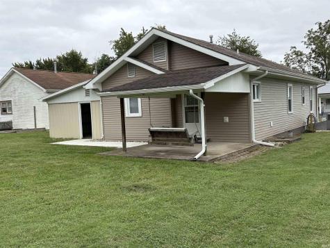 722 W Alton Street Bicknell IN 47512