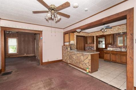 1604 Dowling Street Kendallville IN 46755