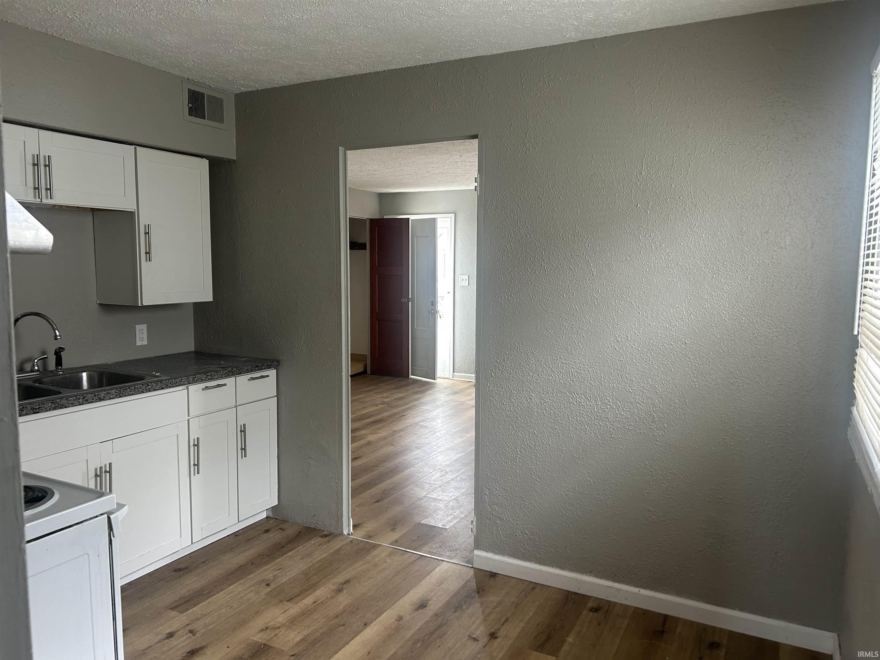 1613 Wilber Street South Bend IN 46628